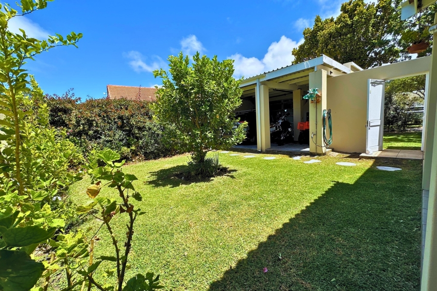 3 Bedroom Property for Sale in Keurbooms Western Cape